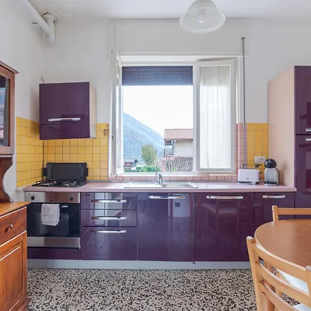 Apartment Bright & Cosy With Balcony Barni