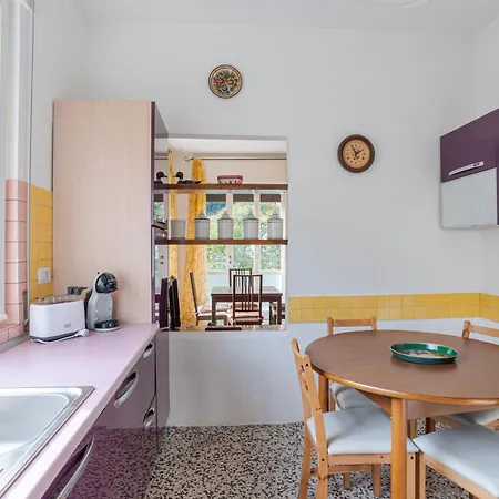 Bright & Cosy With Balcony * Barni